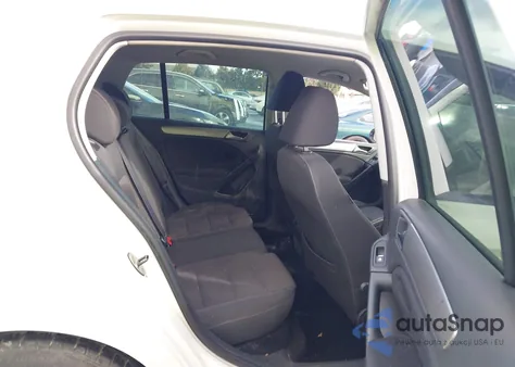 2011 Volkswagen Golf Tdi 4-Door z USA, uszkodzony, nr VIN WVWNM7AJ3BW055729